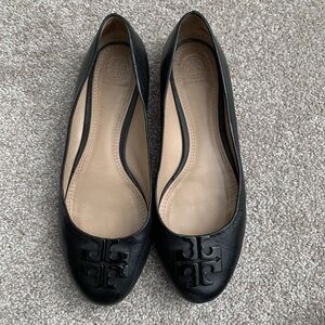 Tory Burch Black Leather Slip On Flats Shoes 9.5 M See Photos For Description
